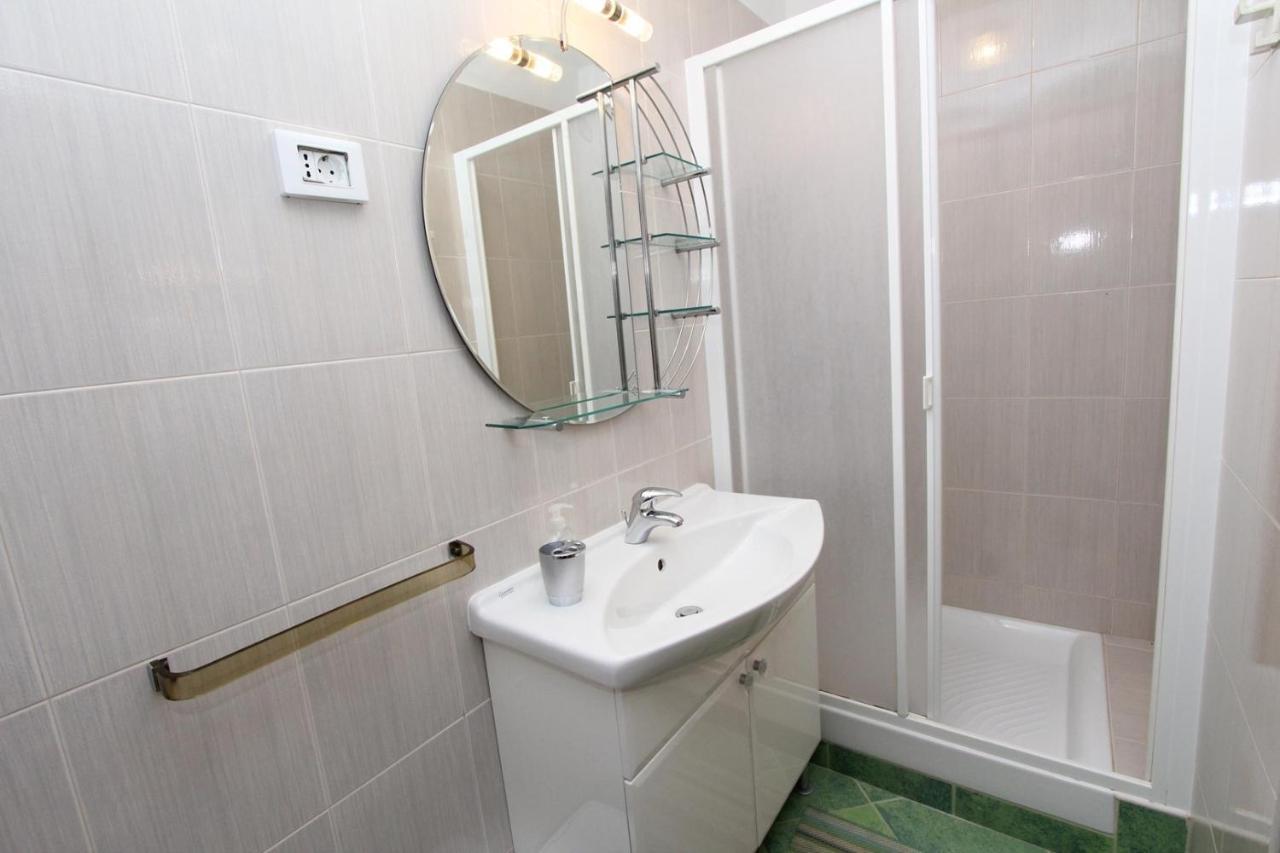 Daria Apartament *